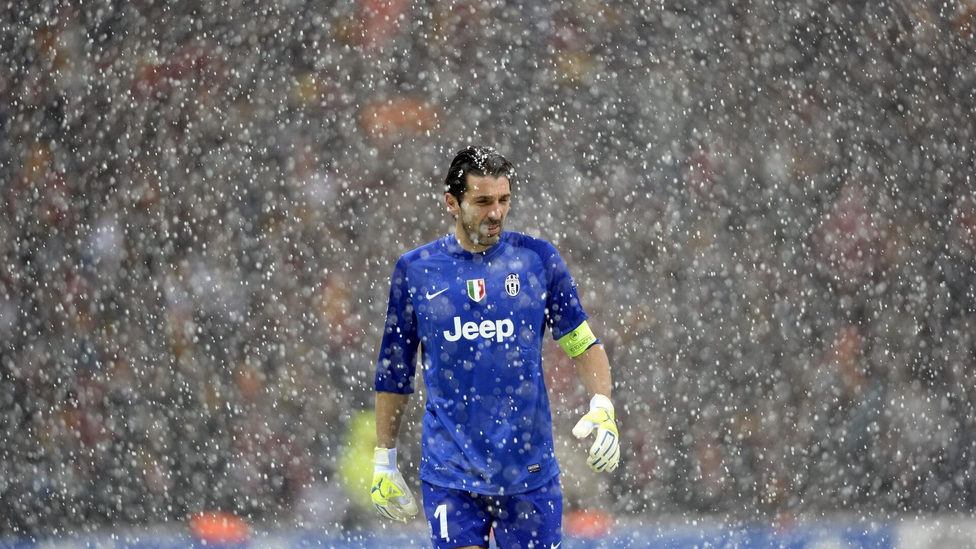 “埃尔斯·霍斯特：南非队不可或缺的防守核心”