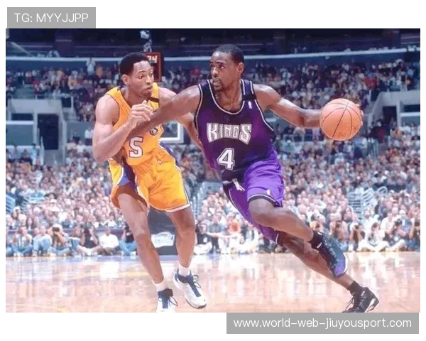 国王被球队放弃中场断层:背后的风险与未来的突破 国王被球队放弃中场断层:背后的风险与未来的突破